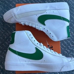 Brand new Nike Blazers 5M/6.5W
